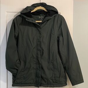 LL Bean Waterproof Fleece Lined Size Med Hooded Dark Green Zip Front Warm Jacket